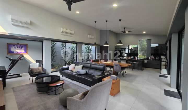 Cluster Bellagio The Green BSD City sells strategically located homes in the city center, near the entry and exit points of BSD City, move-in ready. Cluster Bellagio The Green BSD City sells strategically located homes in the city center, near the entry and exit points of BSD City, move-in ready.