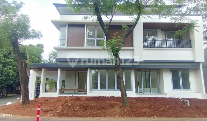 Selling fast, new self-built house in Foresta Naturale BSD City Selling fast, new self-built house in Foresta Naturale BSD City