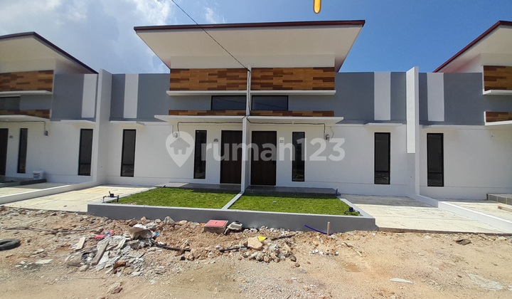 Disewakan Rumah di Central Laguna Hills Tembesi Batam Kepri Rumah Kontrakan HGB di Perumahan Central Laguna Hills, Jl. Raya Trans Balerang, Tembesi, Sagulung, Kota Batam, Kepulauan Riau, Indonesia, 29439, Sagulung Rumah Kontrakan HGB di Perumahan Central Disewakan Rumah di Central Laguna Hills Tembesi Batam Kepri Rumah Kontrakan HGB di Perumahan Central Laguna Hills, Jl. Raya Trans Balerang, Tembesi, Sagulung, Kota Batam, Kepulauan Riau, Indonesia, 29439, Sagulung Rumah Kontrakan HGB di Perumahan Central