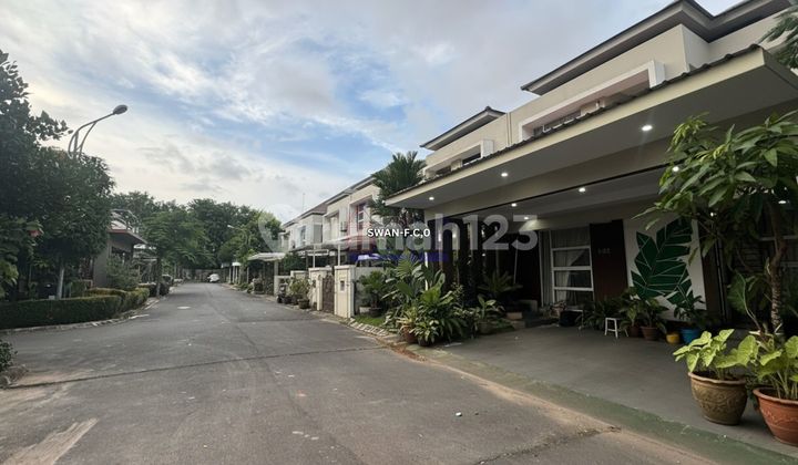 For Sale 2-Storey Fully Furnished House in Royal Grande Batam City HGB House in Royal Grande Housing, Jl. Raja H. Fisabilillah, Teluk Tering, Batam Kota, Kota Batam, Kepulauan Riau, Indonesia, 29461, Batam Kota 2
