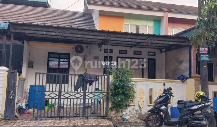Siap Huni, Rumah, 1 Lantai, HGB, Dekat Pusat Perbelanjaan, Full Furnished,