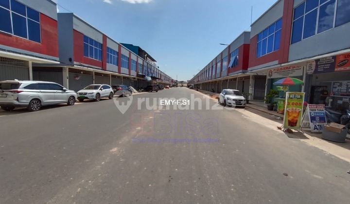 For Rent 2 Units of Shophouse in Bengkong Golden Bci Shophouse in Golden BCI, Jl. Tanjung Buntung, Tanjung Buntung, Bengkong, Batam City, Riau Islands, Indonesia, 29432, Bengkong 120.0 m² Unfurnished HGB 2