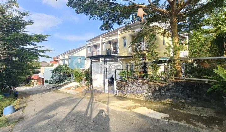 For Rent Semi-Furnished House In Tiban House 2 Nice Houses in Tiban Indah Townhouse Complex, Jl. Natuna, Tiban Indah, Sekupang, Riau Islands, Batam City, Sekupang, 29426, Tiban