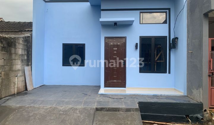 Rumah Bangunan Baru Kondisinya Sangat Bagus dan Siap Huni.