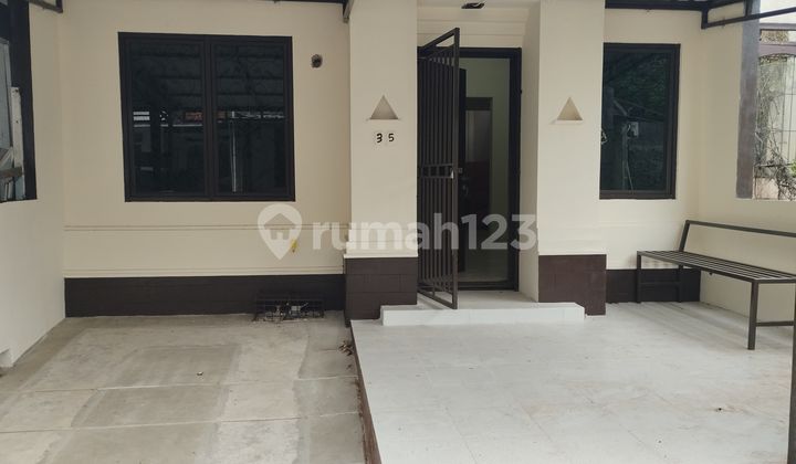 Rumah Di Taman Ubud Lippo Karawaci. Tabgerang Rumah Di Taman Ubud Lippo Karawaci. Tabgerang