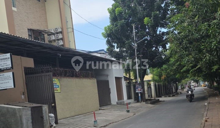 House in Jelambar, Nice, Cheap 2