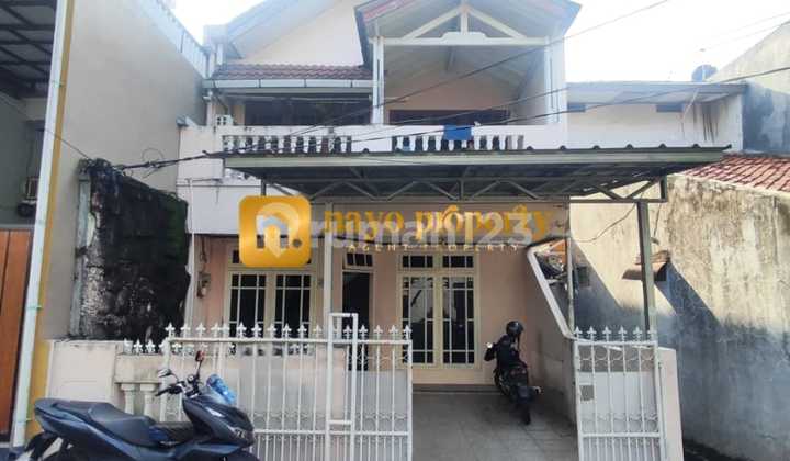 Nice House in a Complex in Kramat Jati, East Jakarta Nice House in a Complex in Kramat Jati, East Jakarta