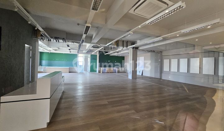 For Rent: Office Space in Downtown Bandung, Strategic Modern Building