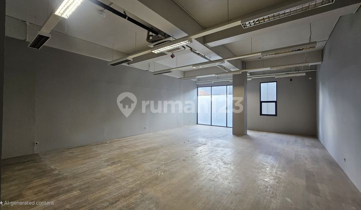 For rent: Downtown Bandung office space, Asia Africa Wing, Jl Sunda. For rent: Downtown Bandung office space, Asia Africa Wing, Jl Sunda.