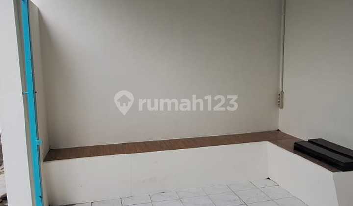 Ready-to-Occupy 1-Floor Kost, Strategic Location Near U-SAHID Campus