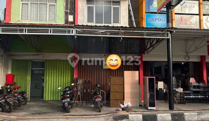 2-Story Shop House Pajang Makamhaji Solo 2