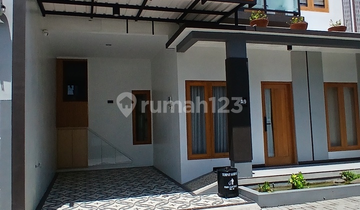 Rental House in a Strategic Location in the Center of Gentan Solo City Rental House in a Strategic Location in the Center of Gentan Solo City