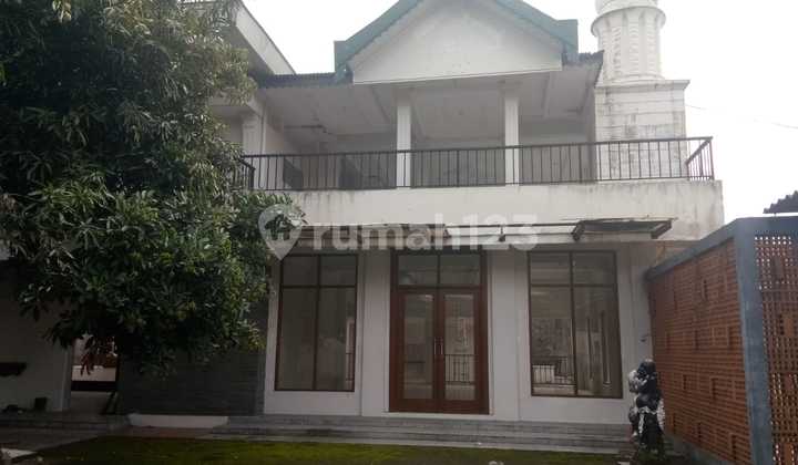 Rumah Mewah 2 Lantai Lokasi Strategis di Serengan, Surakarta