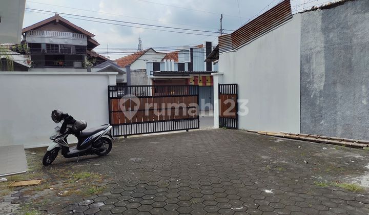 Kos 2 Lantai Siap Huni Lokasi Strategis di Pusat Kota Solo