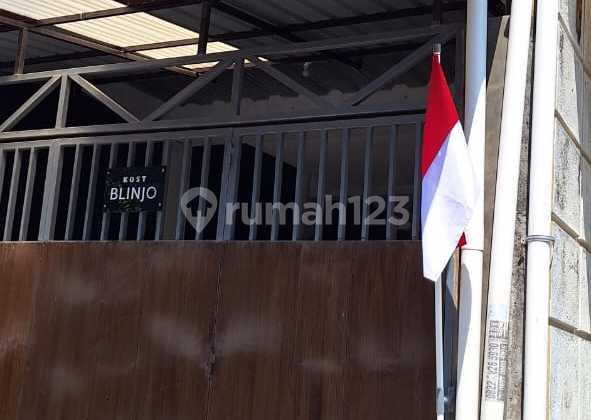 Kos 2 Lantai Lokasi Strategis Belakang Rumah Pak Jokowi Solo 1