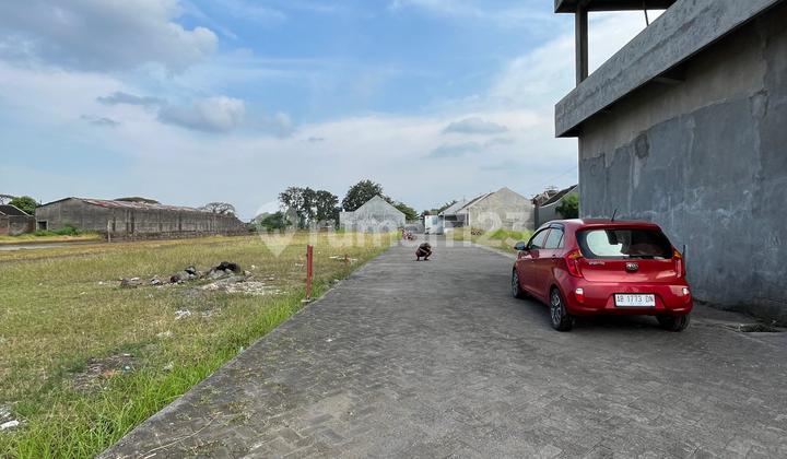 Jualan Rumah Mewah 2 Lantai + Private Pool Lokasi Strategis 2