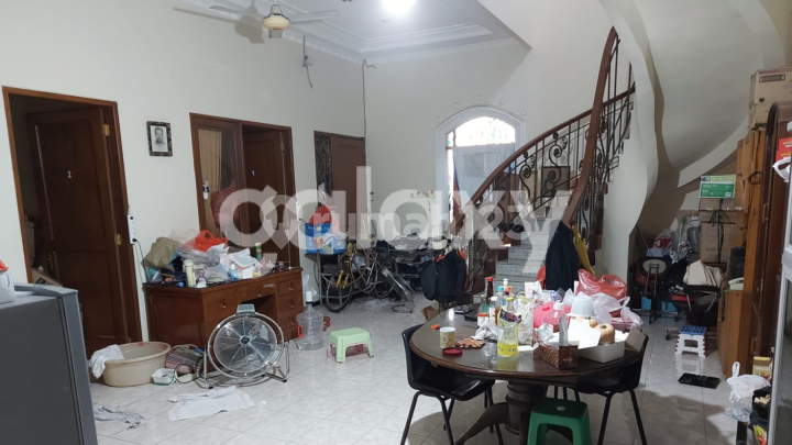Rumah Siap Huni 2 Lantai di Manyar Tirtoyoso, Surabaya Timur 2