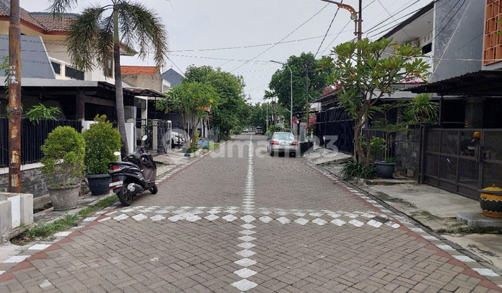 For Sale New House in South Tenggilis Mejoyo 2