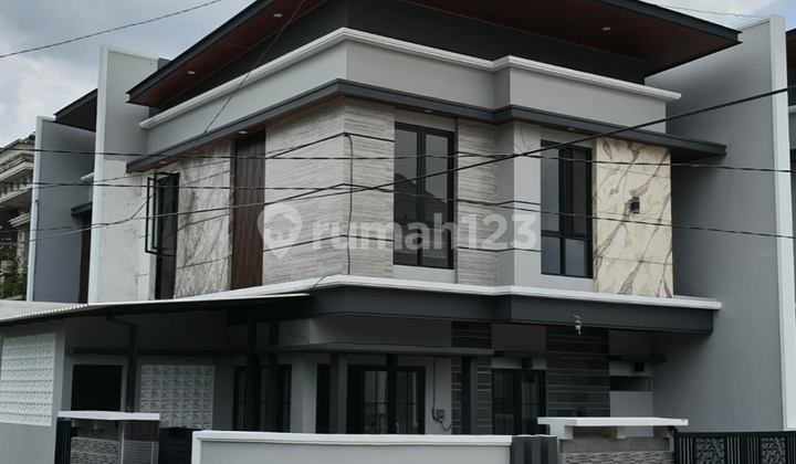 Rumah Baru di Araya 2 Minimalis Kontemporer, Surabaya Timur Rumah Baru di Araya 2 Minimalis Kontemporer, Surabaya Timur
