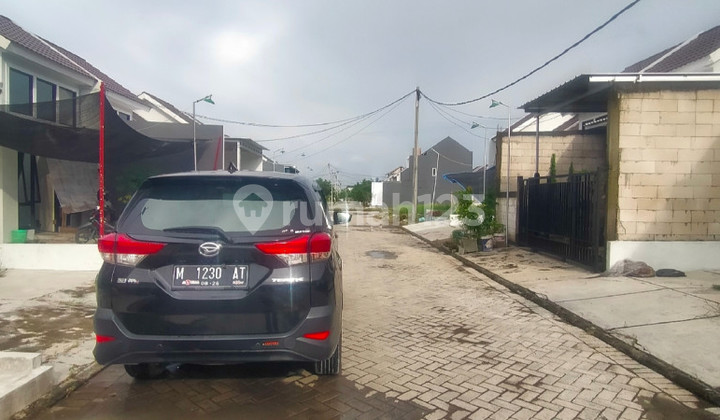 House for Sale in Menganti