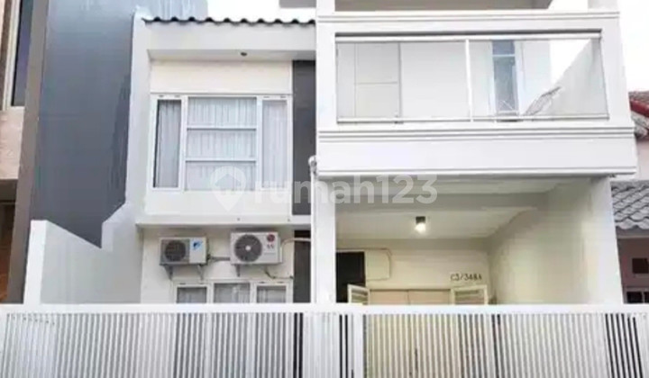 Dijual Rumah Taman Mutiara Pakuwon City Surabaya