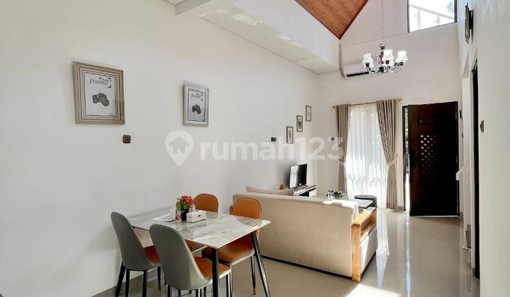 Luxury House In Cilodong One Step to Depok Square Luxury House In Cilodong One Step to Depok Square