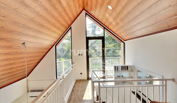 Villa Esperanza Depok – A Blend of Modern and Pristine Nature Villa Esperanza Depok – A Blend of Modern and Pristine Nature