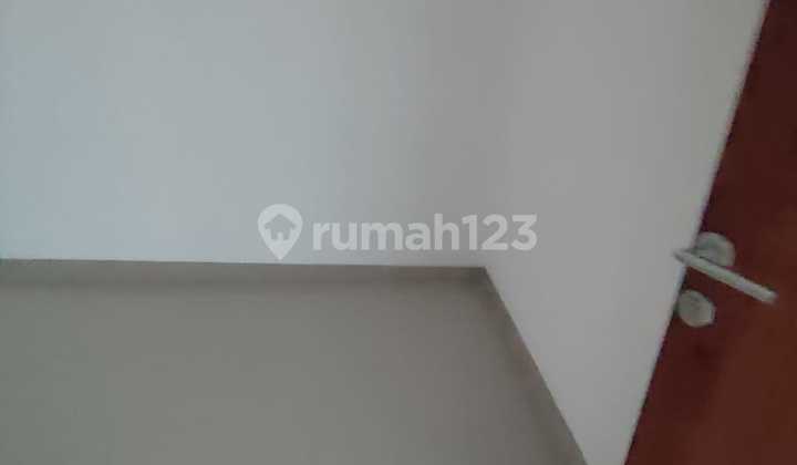 Cheapest 1-Story House Ready Stock One Step to LRT