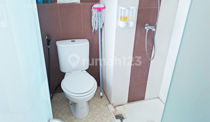 For Sale: Affordable Fully Furnished Saladin Apartment in Depok, Ideal for Investment.