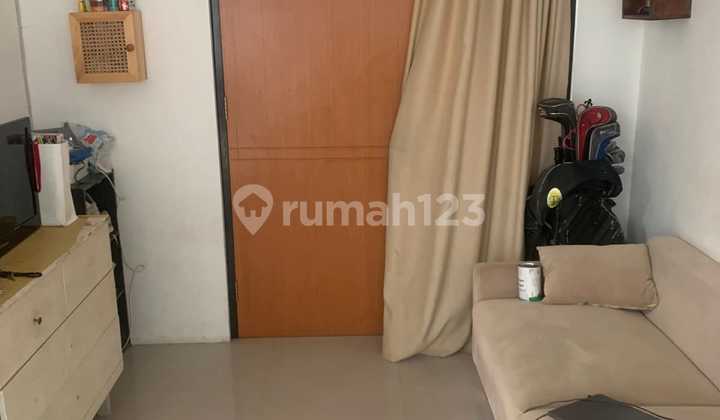 2-Story House Takeover in Depok with Easy Access from Sawangan to South Jakarta