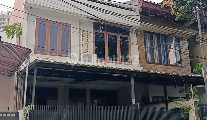 Rumah Shm Di Pondok Indah 2 Lantai Dekat Dengan Pim