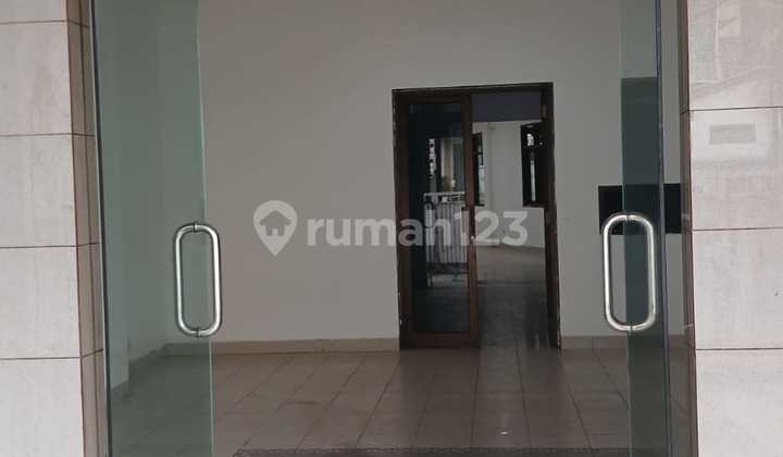 For Rent Office or Strategic Shop House in Commercial Zone Floor at Utan Kayu, Matraman, East Jakarta 2