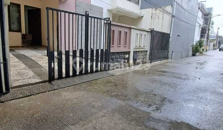 Rumah 3 Lantai Di Bcs Kelapa Gading Rumah 3 Lantai Di Bcs Kelapa Gading