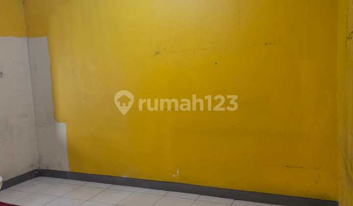 For Sale House with Extensive Land in Adenium Boulevard Cluster, Harapan Indah Green. 2