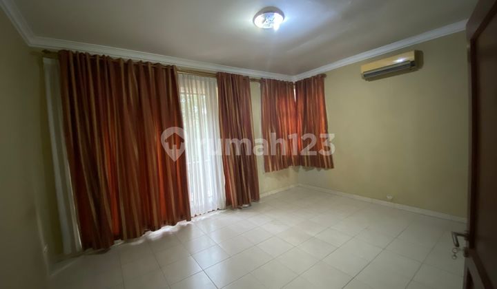 For Sale Luxury House in Grand Wisata Bekasi Housing Estate 2