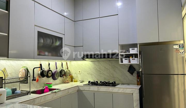 Rumah Baru Renov 3 Lantai Di Royal Residence ,ujung Menteng Cakung Jakarta Timur