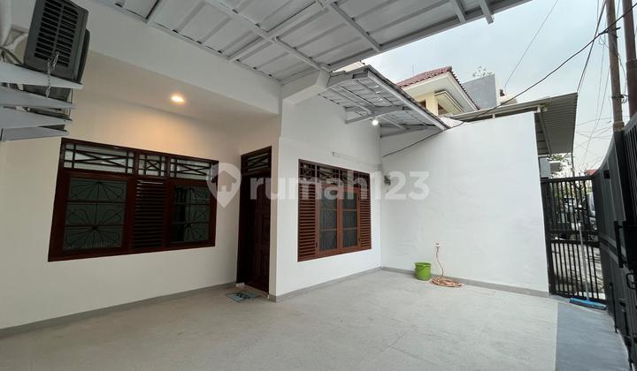 Rumah Baru 2 Lantai Siap Siap Huni di Pondok Bambu Jakarta Timur 2