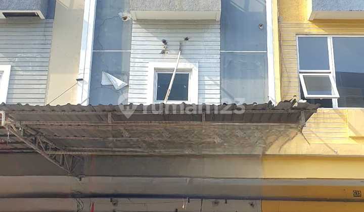 For Rent: Ruko Sentra Poin Harapan Indah Bekasi For Rent: Ruko Sentra Poin Harapan Indah Bekasi