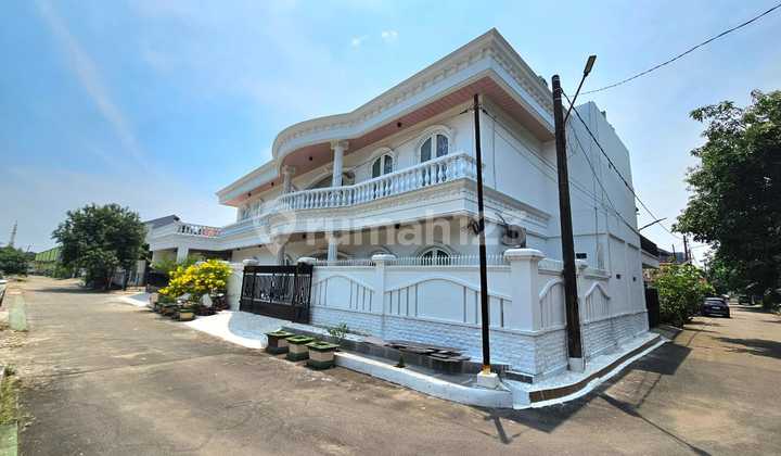 Rumah Mewah Hook Di Bulevar Hijau Harapan Indah Bekasi Rumah Mewah Hook Di Bulevar Hijau Harapan Indah Bekasi