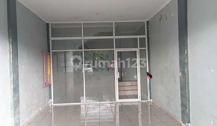 Cheap 2-Story Shop House for Sale, Located at Pasar Bersih Telaga Mas, Duta Harapan, North Bekasi 2