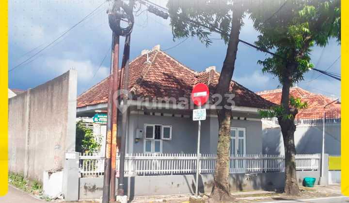 Rumah Hook di Jl Pattimura Solo Disewakan Harga Murah Siap Pakai