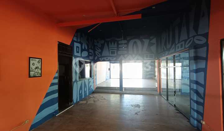 For Rent: Commercial Space Suitable for a Cafe in Baturan Colomadu For Rent: Commercial Space Suitable for a Cafe in Baturan Colomadu