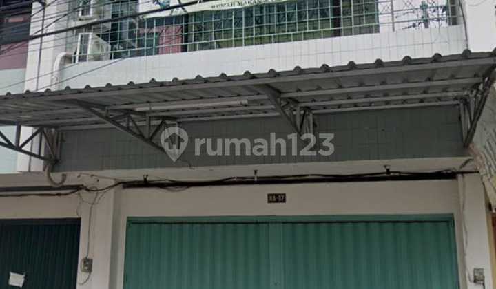 For Rent Ready-to-Use Shop House in Solo Baru Business Area For Rent Ready-to-Use Shop House in Solo Baru Business Area