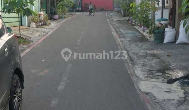 For Sale Javanese Ethnic Homestay House in Kadipiro, Banjarsari 2