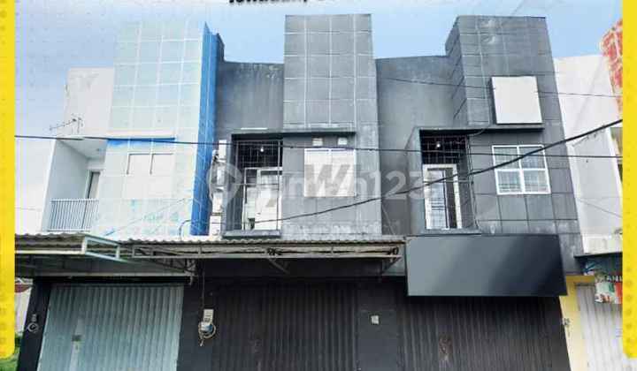 Strategic Shop Rental in Tohudan, Colomadu 1