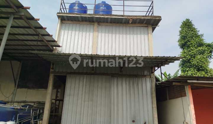 Gudang Strategis Di Dekat Tepi Jalan, Setu