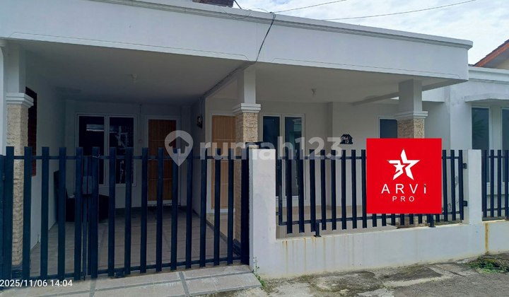 Rumah 1 ½ Lantai Di Jatiwaringin Pondok Gede Bekasi 2