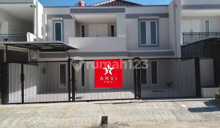 2-Story House in Modern Park Cakung, East Jakarta