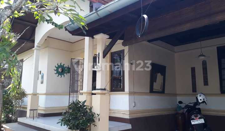 Rumah Nyaman Di Jl. Nuansa Utama Rumah Nyaman Di Jl. Nuansa Utama