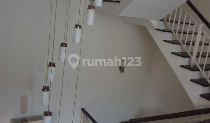 Dijual Town House C B D Pluit(Di Dalam Emporium Pluit) 2